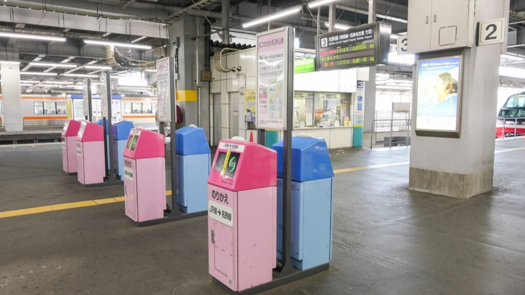 IC card transfer gates at Toyohashi Station in Japan